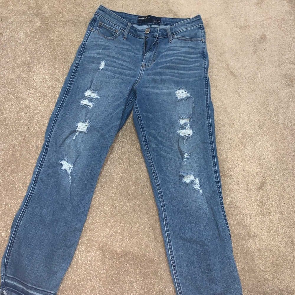 2 pairs hollister jeans